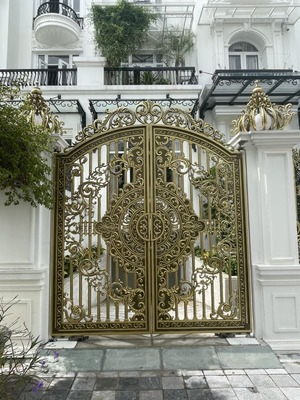 Cổng nhôm đúc mẫu C-151