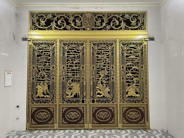 Cổng nhôm đúc mẫu C-056